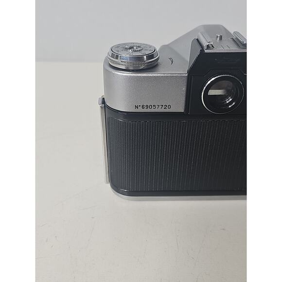 Soviet Zenit B 35mm SLR Film Camera Body M42 Screw Mount Vintage V29 - Picture 10 of 15